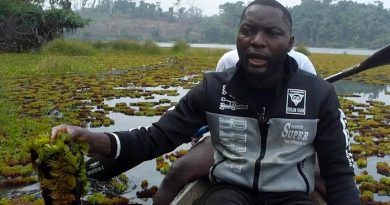 Nalova Akua on Lake Ossa